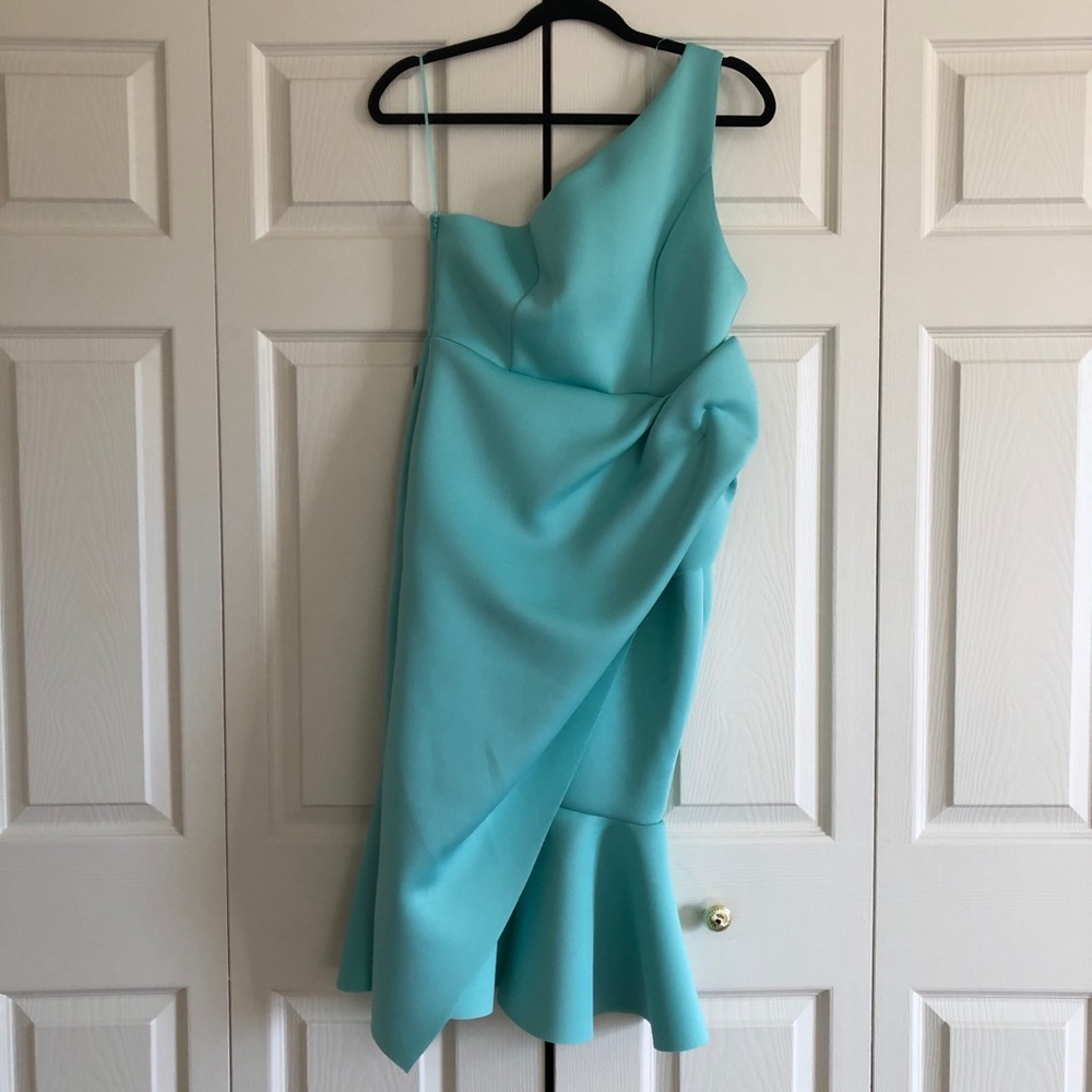 NWT ASOS DESIGN Petite One Shoulder Peplum Dress